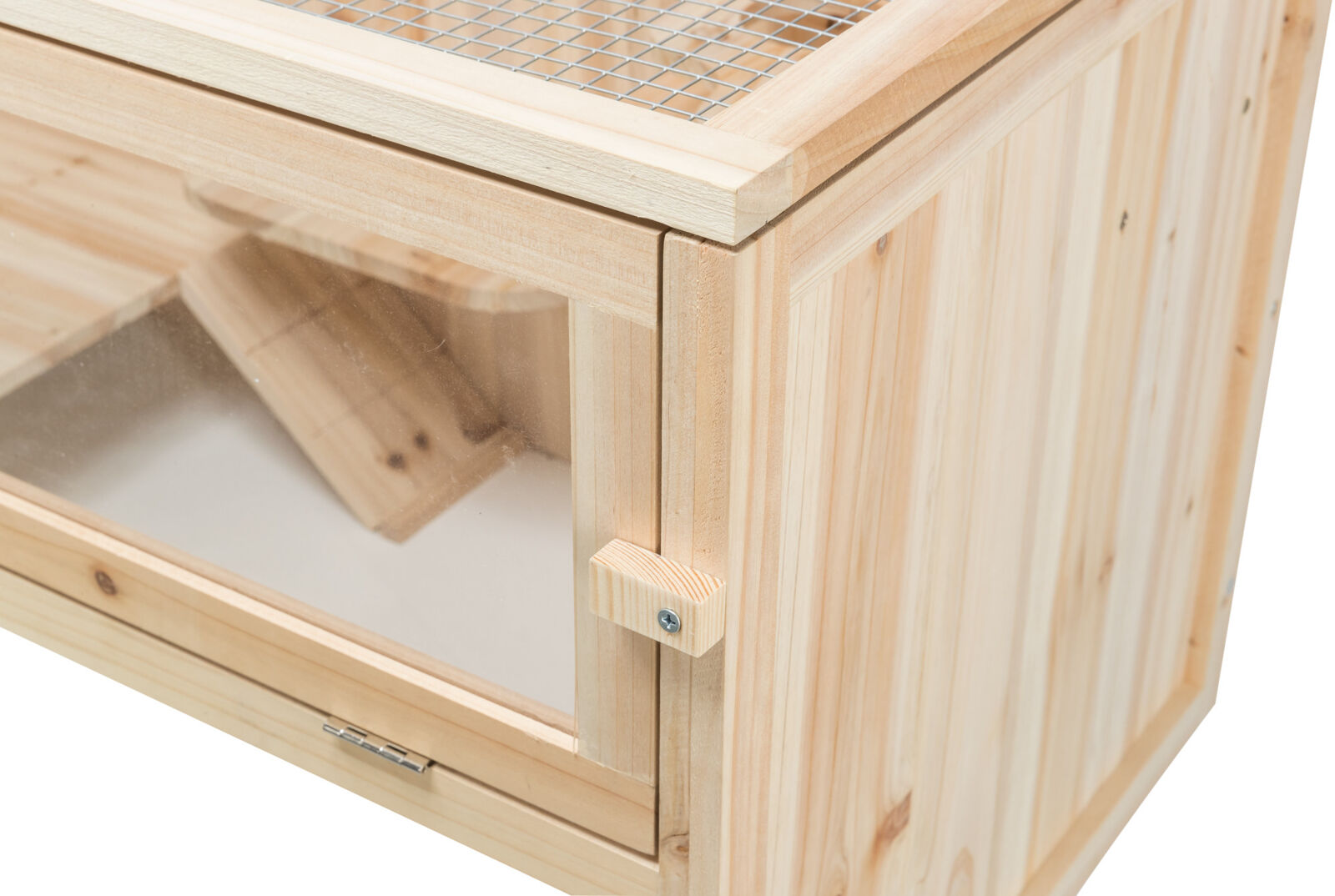 Mice wooden enclosure