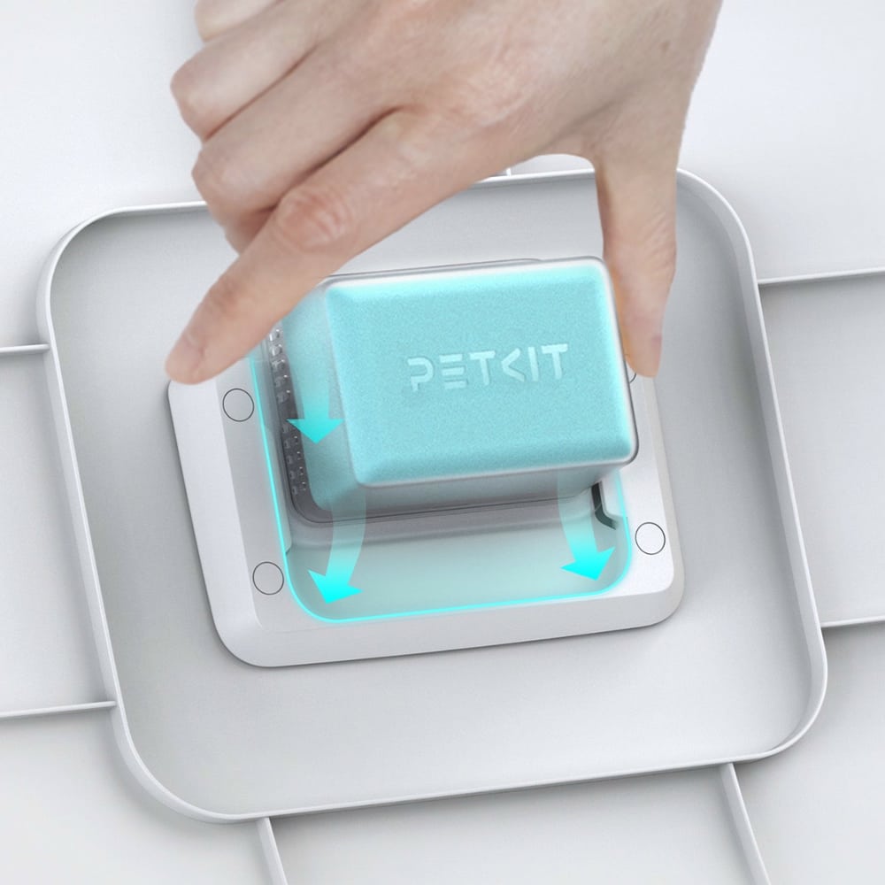 PUROBOT ULTRA self-cleaning litter box