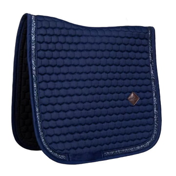 Chabraque à rubans brillants Dressage