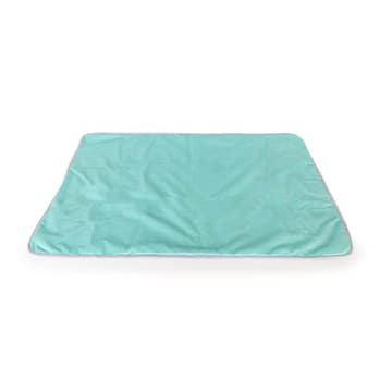Star blanket with cuddly toy