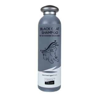 Black Coat Shampoo for an intense black coat