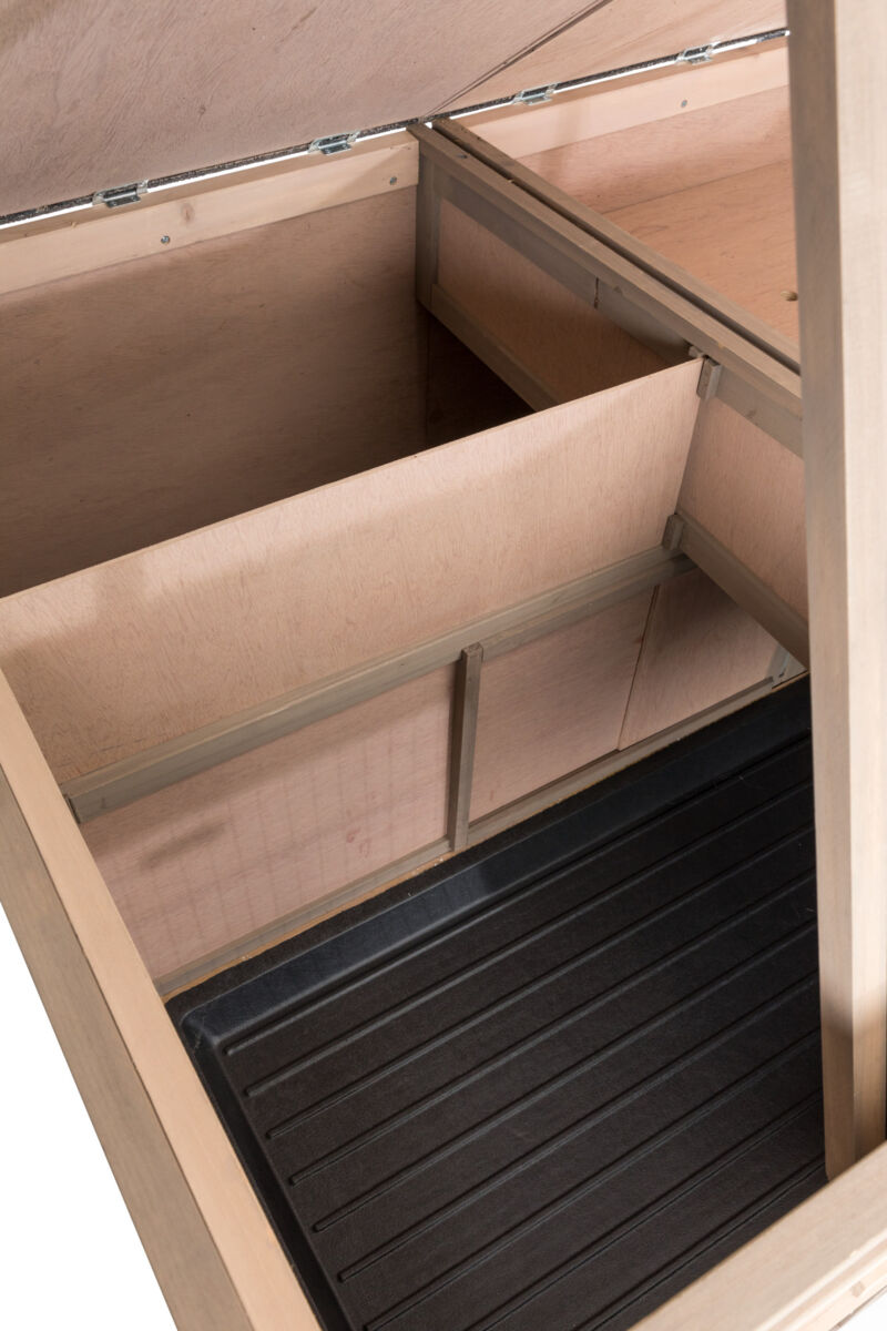 Natura small animal hutch XL with thermal insulation