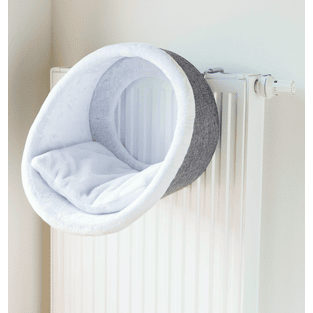 Hanging cave for heating