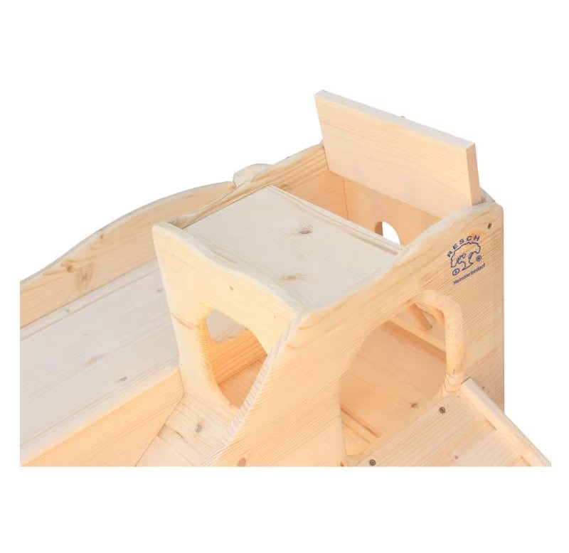 Guinea pig adventure castle