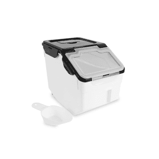 Feed container with scoop