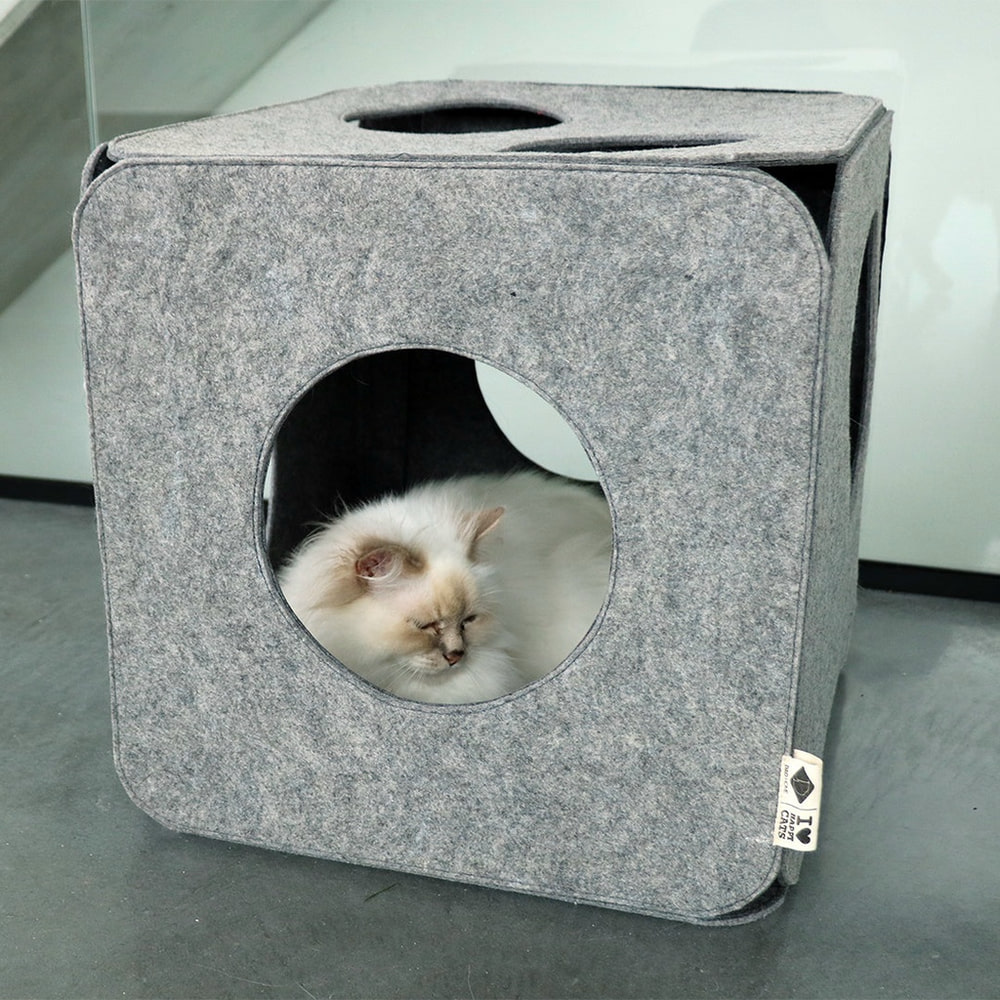 Nala felt play cube