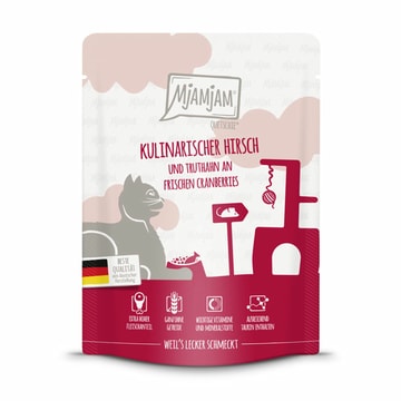 Kulinarischer Hirsch und Truthahn an frischen Cranberries