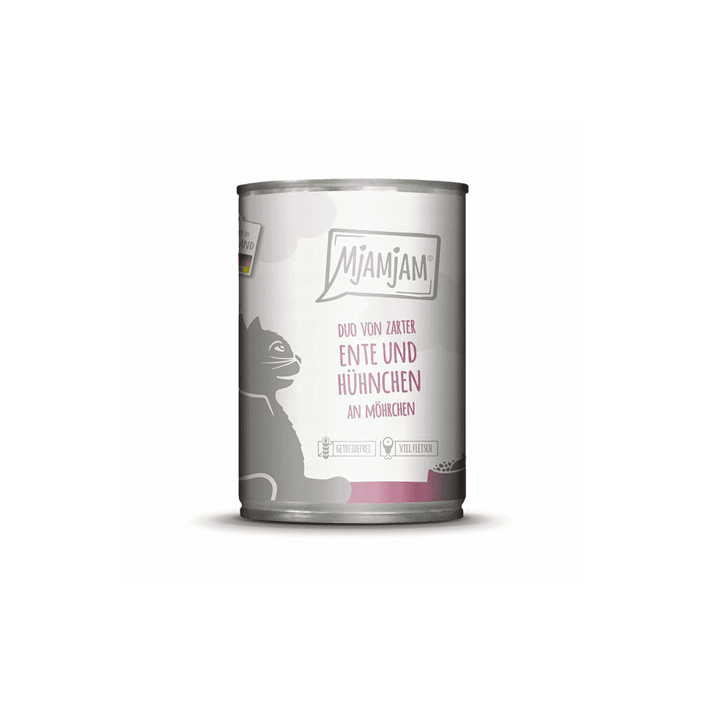 DUO von zarter Ente & saftigem Hühnchen an Möhrchen