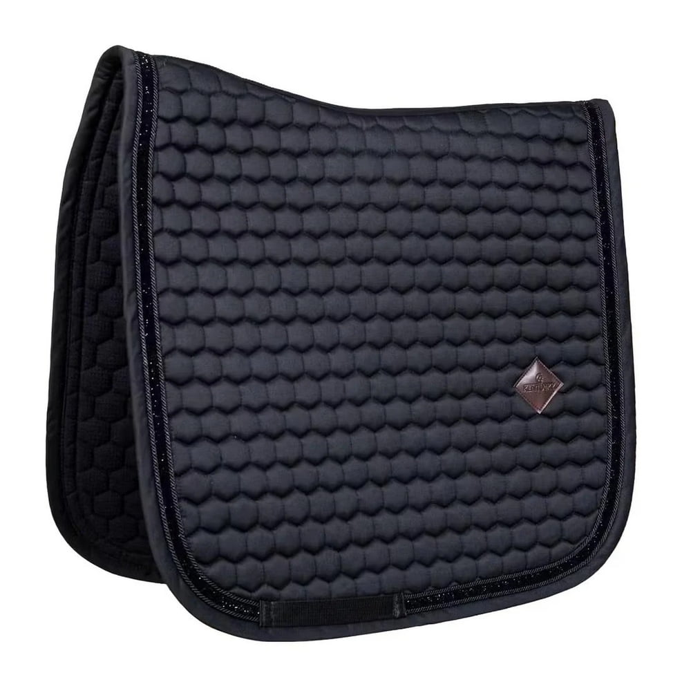 Chabraque à rubans brillants Dressage