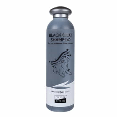 Black Coat Shampoo for an intense black coat