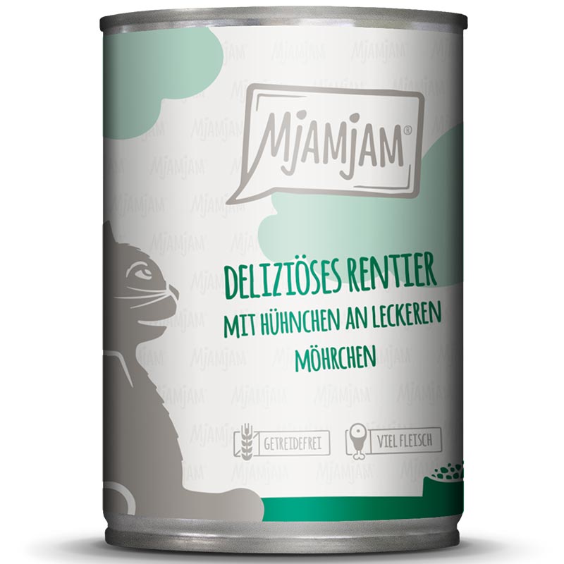 Deliziöses Rentier mit Hühnchen an leckeren Möhrchen